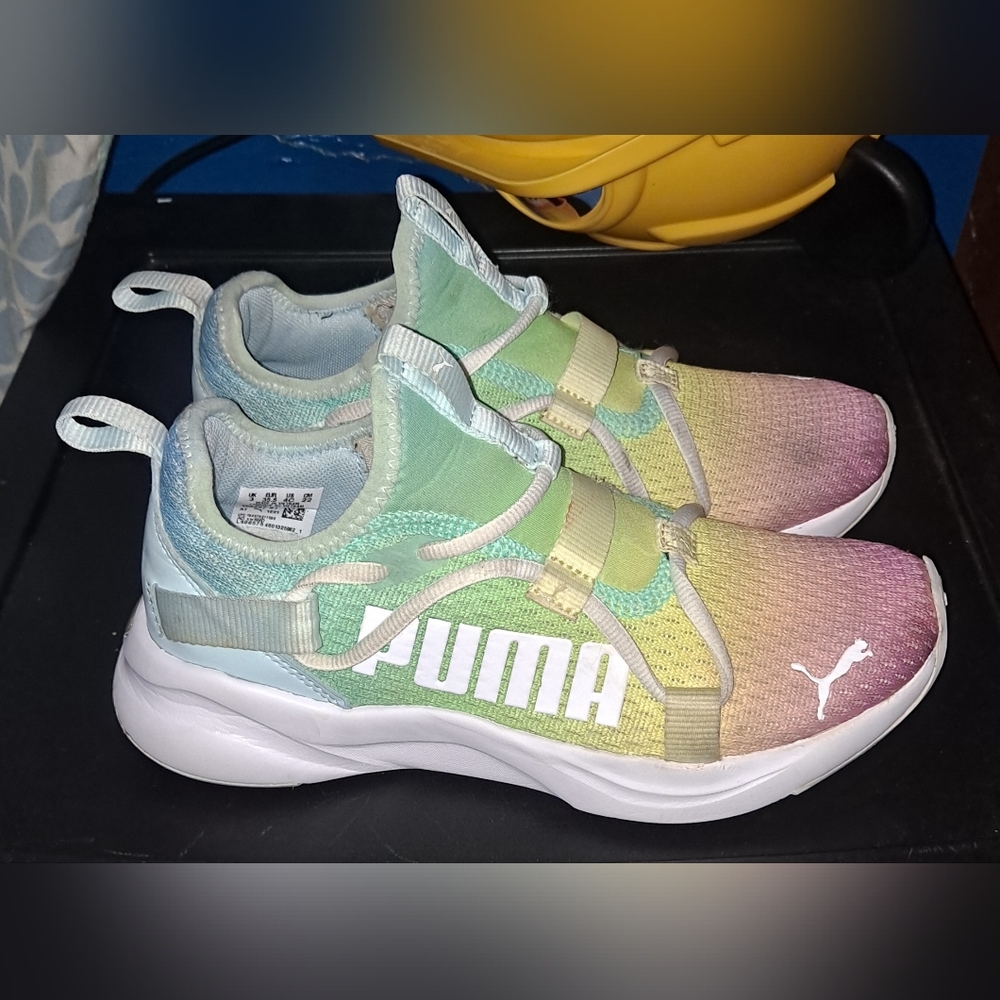 Puma Rainbow Shoes Atletic Ware Good Used Condition
